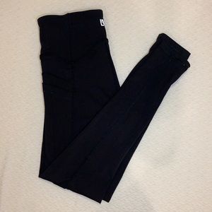 BuffBunny Black Onyx Leggings with pockets